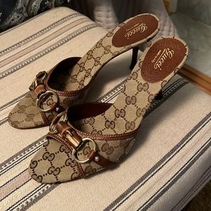 Gucci vintage sandals. Size 8 1/2